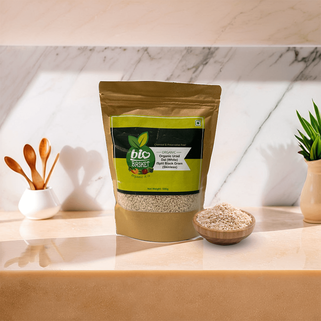 Urad dal / उडीद डाळ